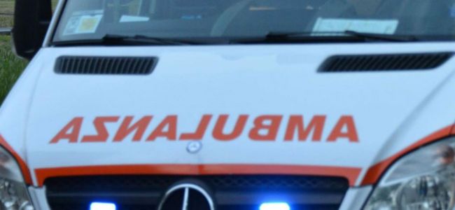 Trattore si ribalta, muore 55enne nel Cosentino: inutili i soccorsi