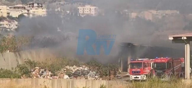 Incendio nell&rsquo;area del mercato ortofrutticolo di San Gregorio, la IV Circoscrizione chiede interventi urgenti