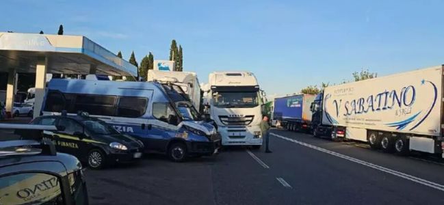 Fedralog sospende il fermo dell&rsquo;autotrasporto in Calabria